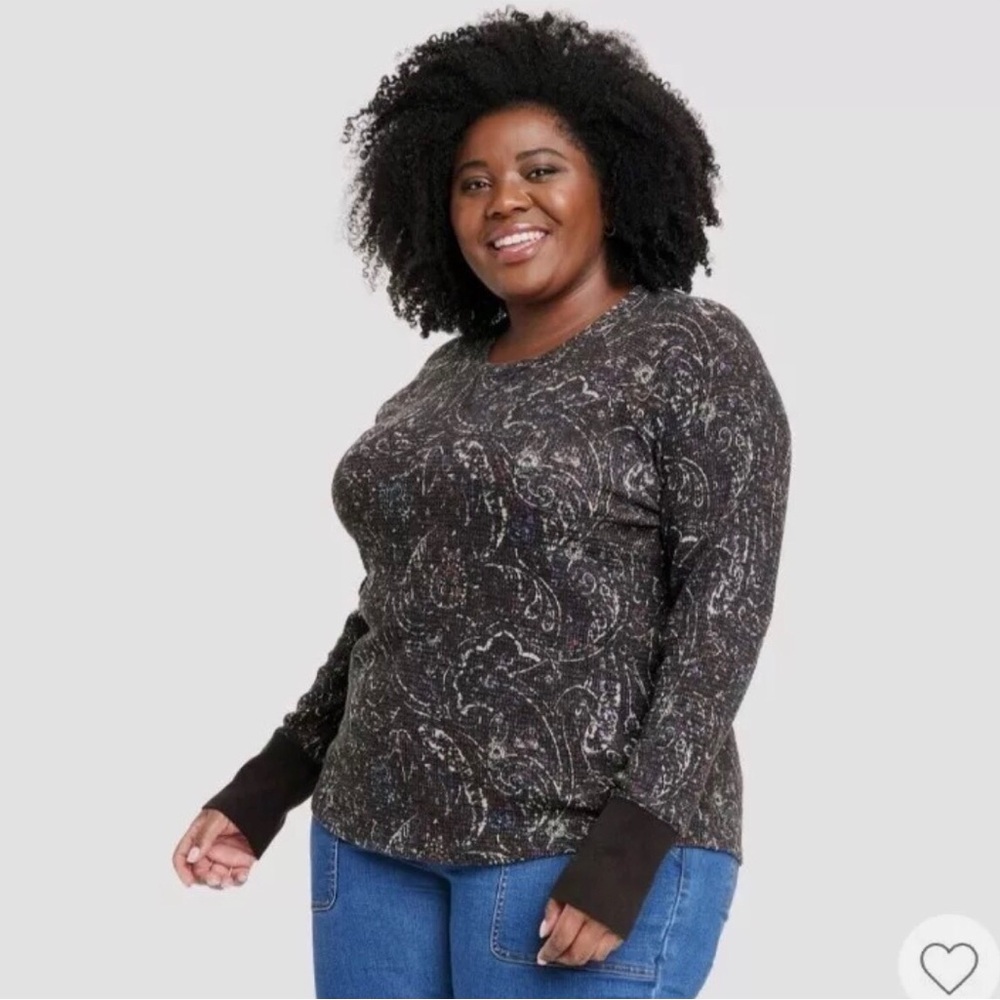 Knox Rose Thermal Waffle Knit Black Paisley Long Sleeve Top - Picture 2 of 5